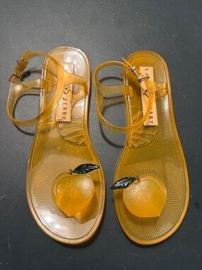 Katy Perry Collections Yellow/Orange Jelly Sandals with Peach Fruit Charm